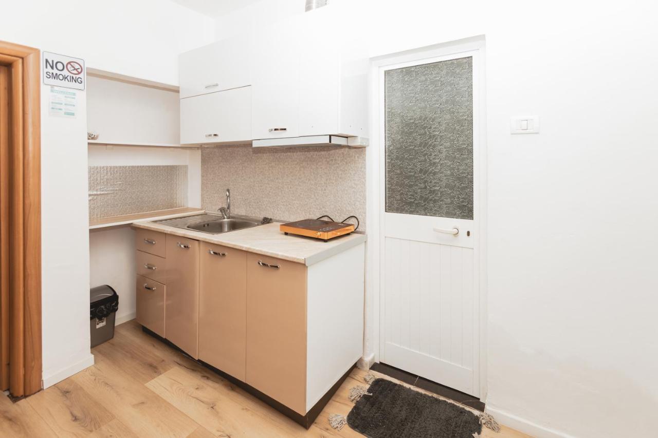 New Apartment At New Bazaar - Tirana City Center Bagian luar foto